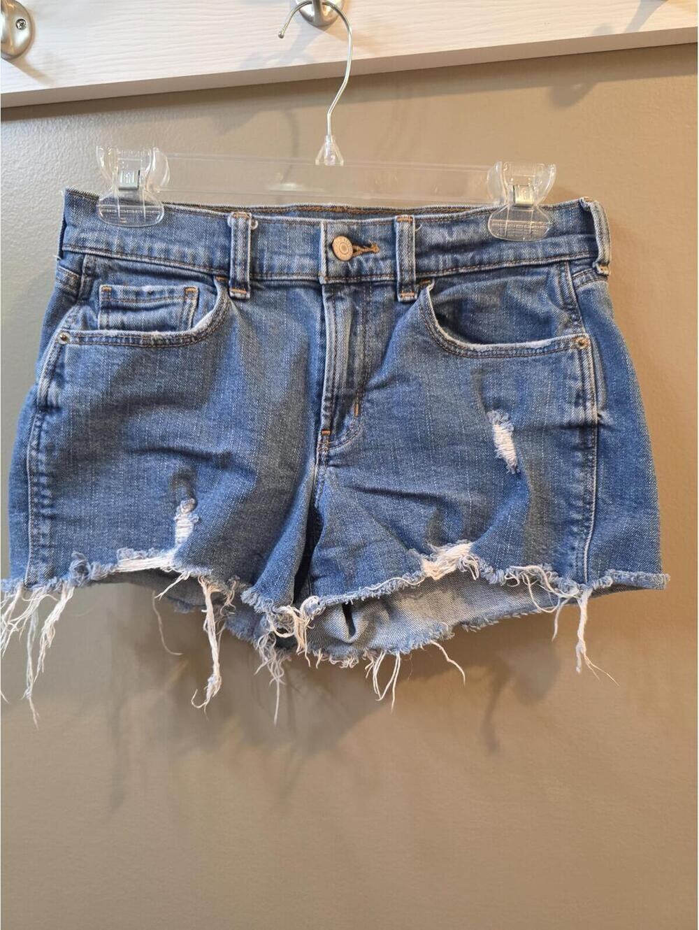 Old Navy Women's Boyfriend Shorts Size 2 Blue Jean Shorts